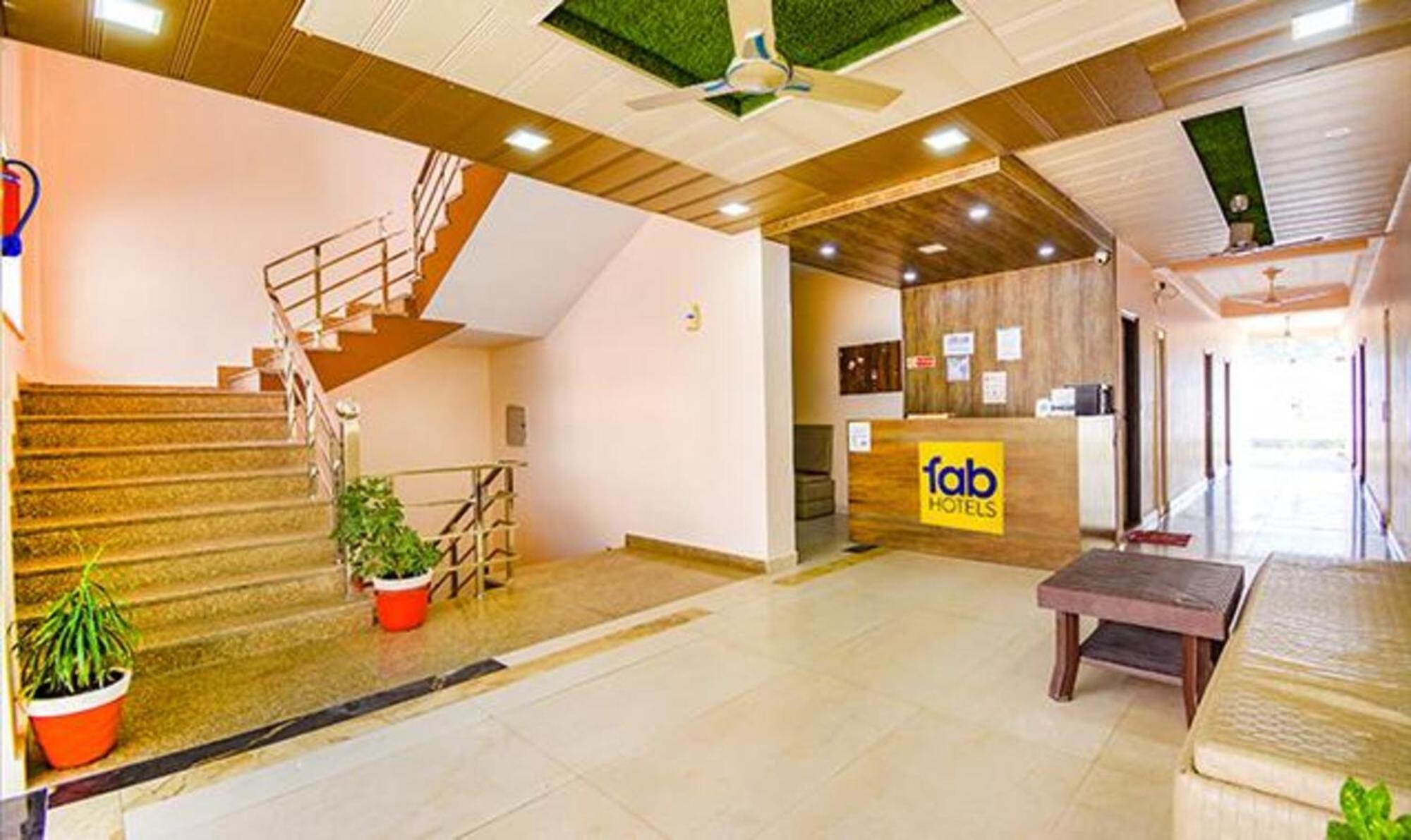Fabhotel Yamunotri Retreat, Tapovan リシケーシュ エクステリア 写真